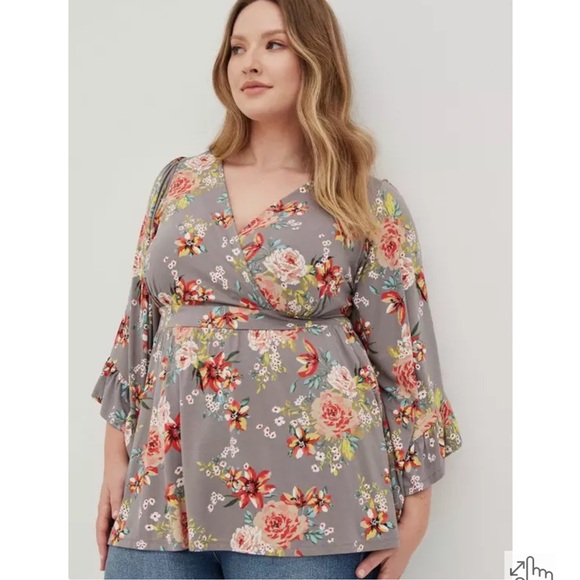 Torrid Babydoll Super Soft Surplice Volume Sleeve Top sz 0X floral - Picture 2 of 12